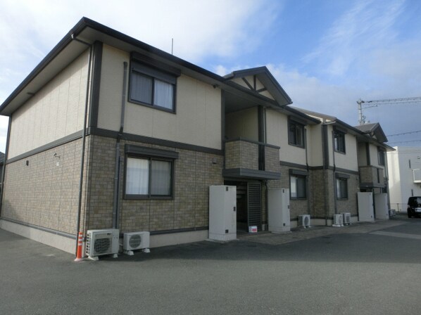 ティーダ御立 A棟の物件外観写真